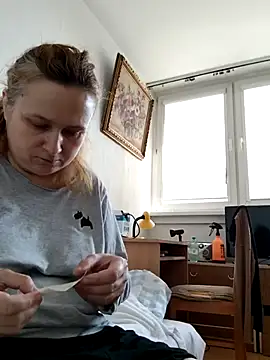 Snapshot of She-devilx chatting on 11/04/25, 11:25 She-devilx online show from 11/04/25, 11:25