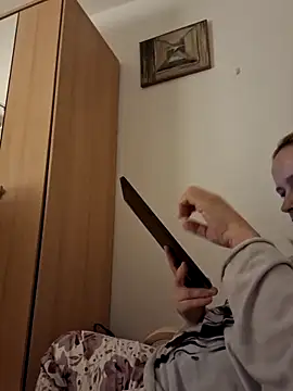 Snapshot of She-devilx chatting on 09/22/25, 09:21 She-devilx online show from 09/22/25, 09:21