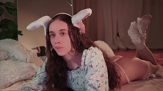  Avriles  online show from 04/04/26, 01:34