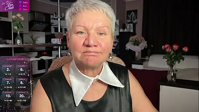 Snapshot of roxana_brooks chatting on 02/20/25, 05:30 roxana brooks online show from 02/20/25, 05:30