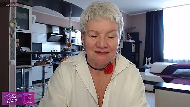 roxana brooks online show from 04/01/26, 02:25