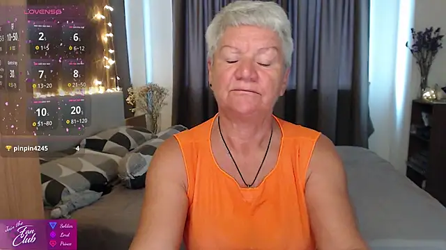 roxana brooks online show from 05/25/26, 11:36