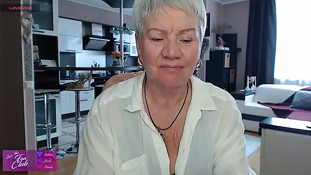 roxana brooks online show from 04/07/26, 01:46