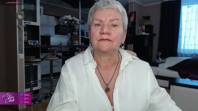 Snapshot of roxana_brooks chatting on 02/26/26, 02:50 roxana brooks online show from 02/26/26, 02:50