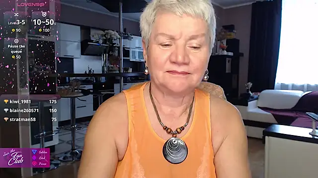 roxana brooks online show from 03/05/26, 02:35