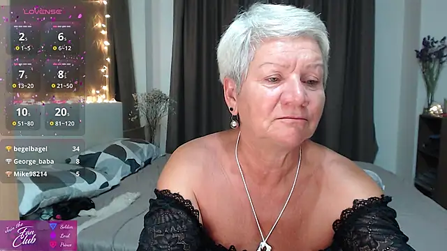 roxana brooks online show from 05/05/26, 01:58