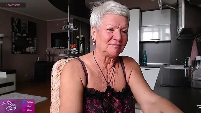 roxana brooks online show from 07/22/26, 09:11