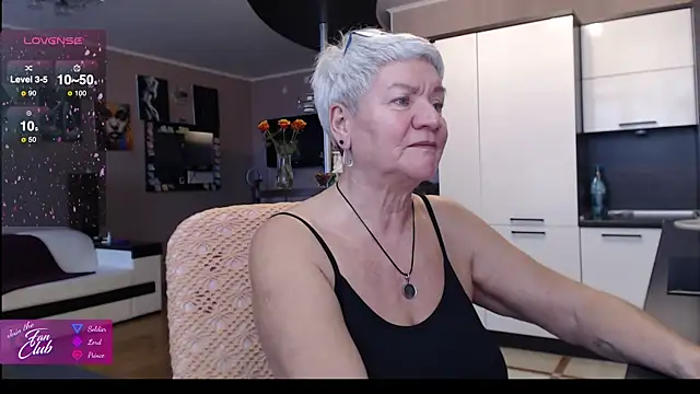 roxana brooks online show from 10/25/25, 10:25