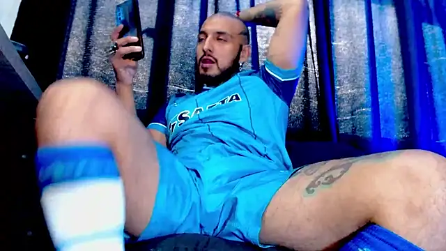 KenllyH online show from 02/17/25, 10:49