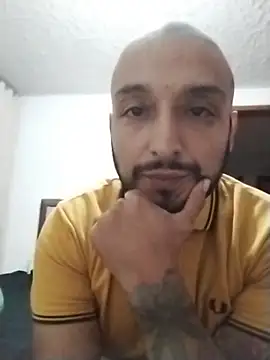 KenllyH online show from 04/10/26, 12:28