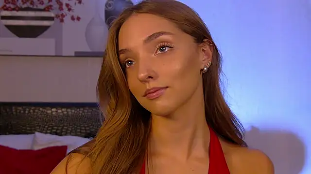 VirginieCruz online show from 10/13/25, 07:26