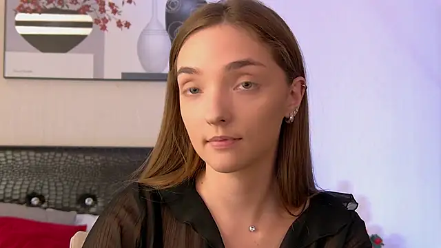 VirginieCruz online show from 03/13/25, 11:30