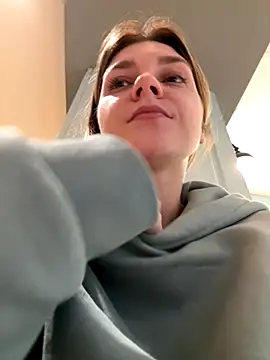 Snapshot of ValenciaShock chatting on 11/06/25, 06:50 ValenciaShock online show from 11/06/25, 06:50