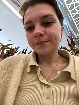 Snapshot of ValenciaShock chatting on 01/14/26, 06:39 ValenciaShock online show from 01/14/26, 06:39