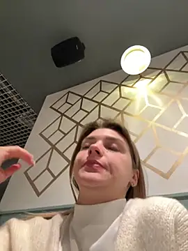 Snapshot of ValenciaShock chatting on 11/29/25, 06:46 ValenciaShock online show from 11/29/25, 06:46