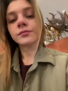 Snapshot of ValenciaShock chatting on 02/04/26, 06:52 ValenciaShock online show from 02/04/26, 06:52