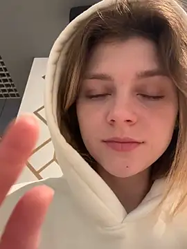 ValenciaShock online show from 04/21/26, 07:15