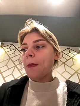 Snapshot of ValenciaShock chatting on 09/20/25, 06:40 ValenciaShock online show from 09/20/25, 06:40