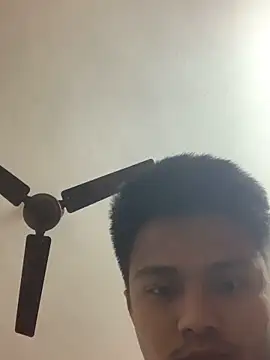 Hullax online show from 03/04/26, 04:15