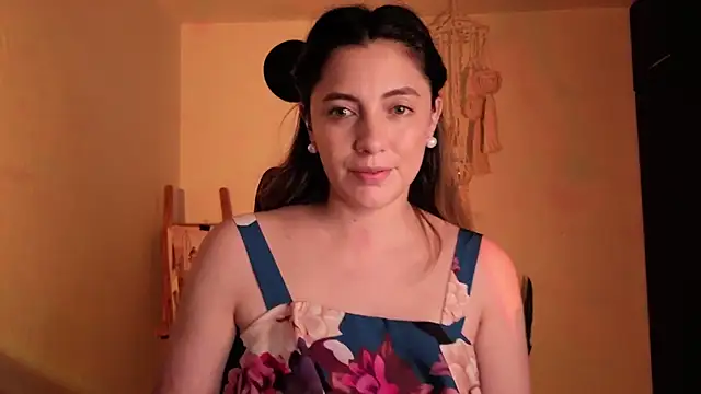 Mala Bad online show from 11/09/25, 02:21