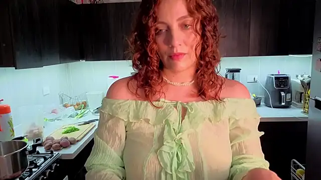 Mala Bad online show from 05/06/26, 02:54