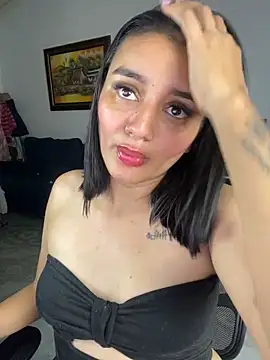 Lucia-Candy online show from 01/25/25, 02:15