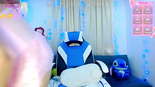 Aleexx    online show from 11/19/25, 05:35