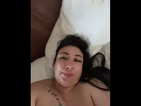 Karina Yang online show from 04/12/26, 11:57