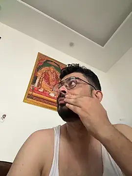hot rajat online show from 06/19/26, 03:45