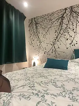 TalullaX online show from 02/21/25, 09:54