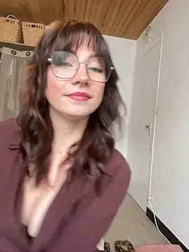 TalullaX online show from 11/25/25, 10:48