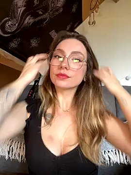 TalullaX online show from 10/30/25, 10:35