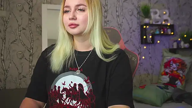 Snapshot of Moon_Valkyrie chatting on 03/01/26, 09:09 Moon Valkyrie online show from 03/01/26, 09:09