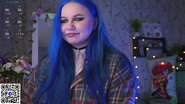 Moon Valkyrie online show from 03/09/25, 09:02