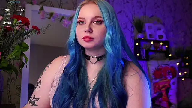 Moon Valkyrie online show from 02/14/25, 11:42