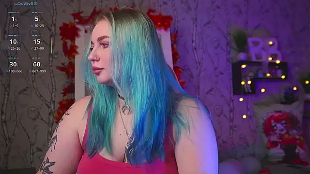 Moon Valkyrie online show from 09/20/25, 08:52