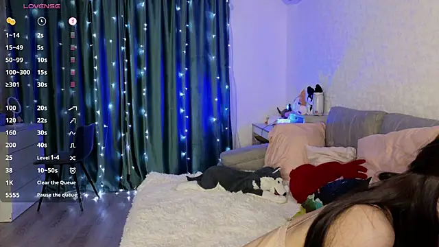 Silver rains online show from 03/17/25, 11:35