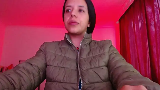 VALERY MEER online show from 04/08/26, 12:06