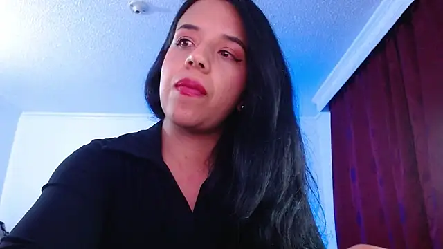 Snapshot of VALERY_MEER chatting on 09/12/25, 01:17 VALERY MEER online show from 09/12/25, 01:17
