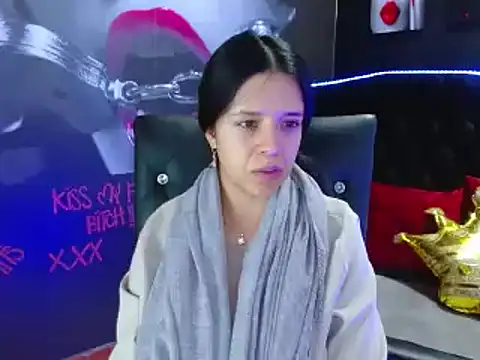 Snapshot of VALERY_MEER chatting on 12/09/24, 11:47 VALERY MEER online show from 12/09/24, 11:47