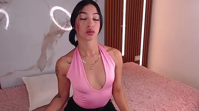 mary live online show from 09/17/25, 12:40