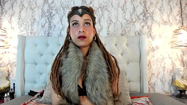 Nicolette russo online show from 11/01/25, 04:08