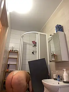 Snapshot of OdriOlsens chatting on 01/25/25, 02:25 OdriOlsens online show from 01/25/25, 02:25