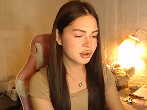 Ashely Lewis online show from 12/18/25, 10:52