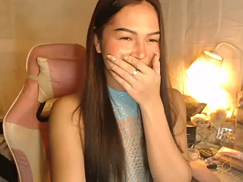 Ashely Lewis online show from 12/14/25, 11:49