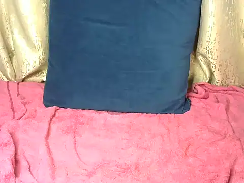 queen mendyz online show from 05/17/26, 08:20