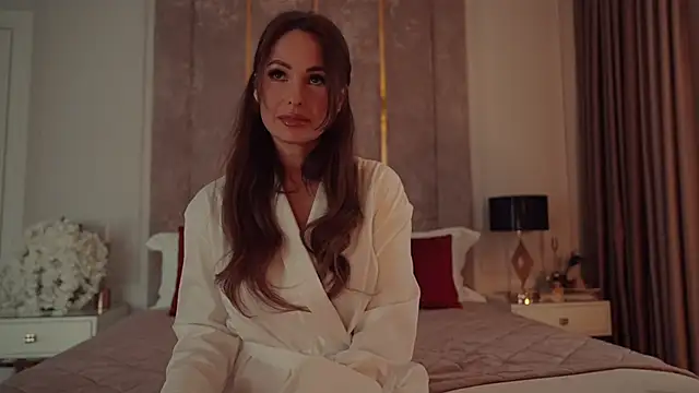 MilaDYstarlight online show from 04/05/26, 09:27