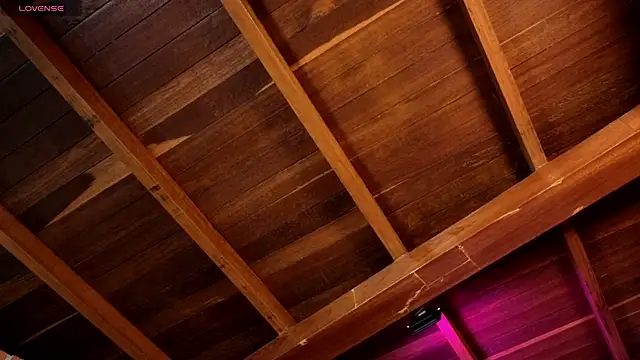 zinnia mosley online show from 04/08/26, 12:17