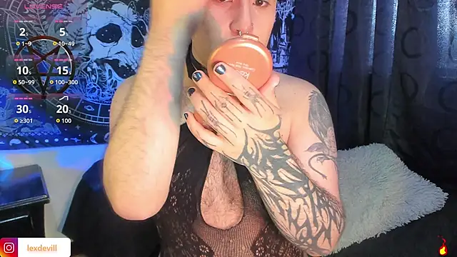 Lexxxxx  online show from 11/15/25, 09:30