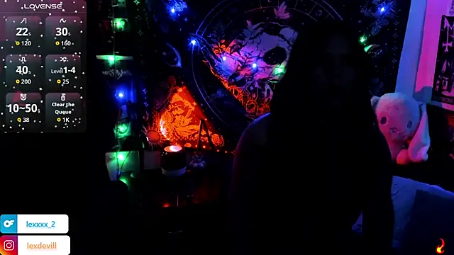 Snapshot of Lexxxxx_ chatting on 04/09/26, 11:33 Lexxxxx online show from 04/09/26, 11:33